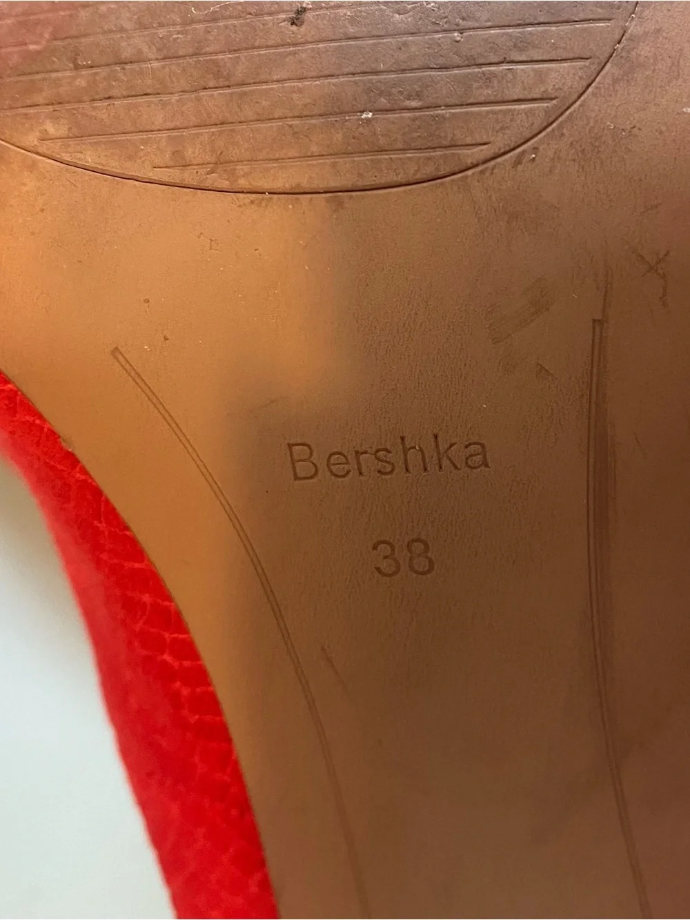 Bershka sleek pointed